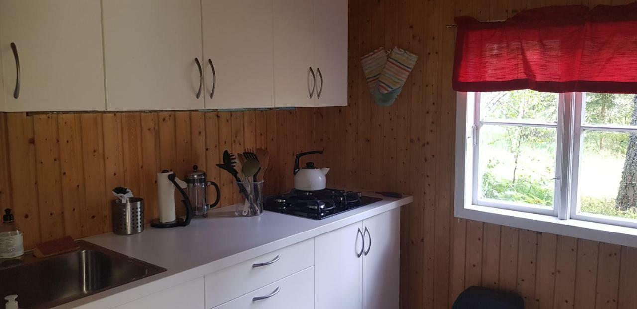 Cozy Cottage In The Woods, Near Dyreparken In Kristiansand, Lake Lolandsvannet Ovrebo Kültér fotó